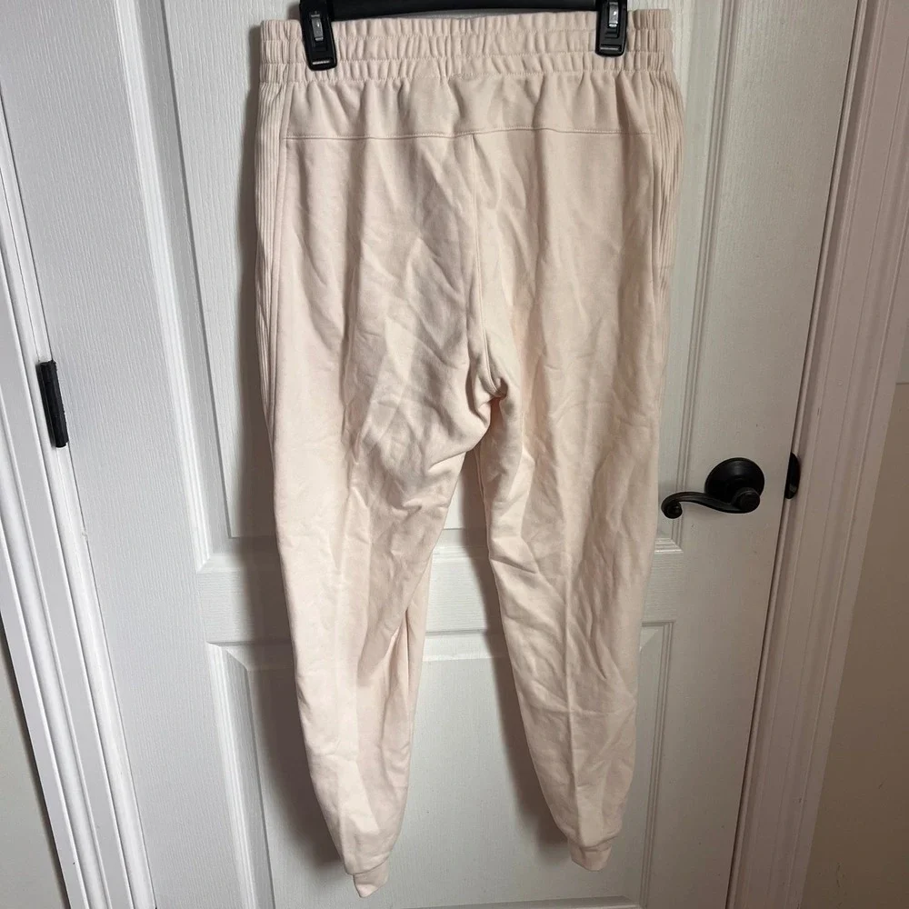 Adidas Men's Medium Wonder White Ribbed Jogger‎ Pants Sportswear Casual Comfort